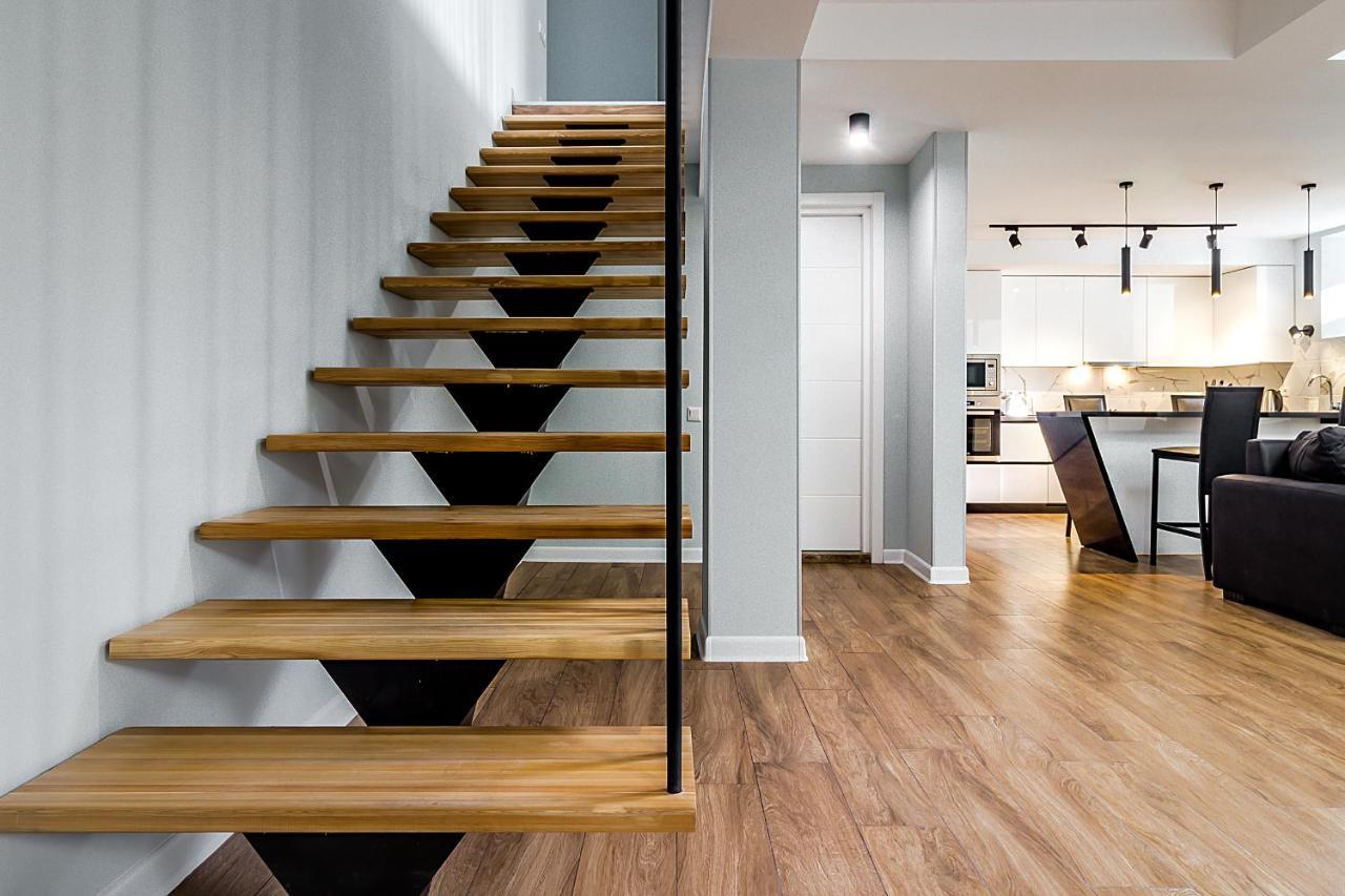 Modern Apartment In Old 트빌리시 외부 사진
