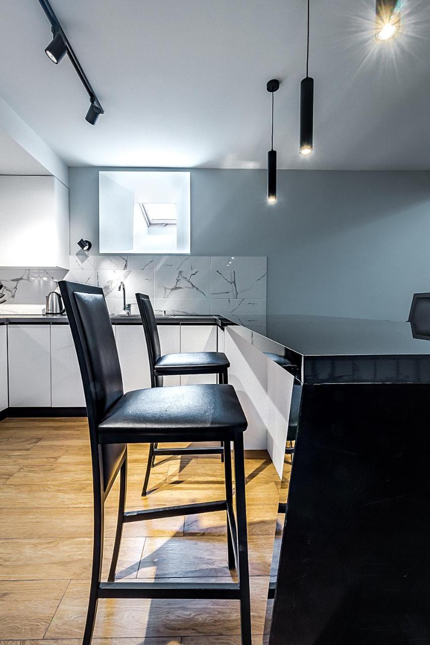 Modern Apartment In Old 트빌리시 외부 사진