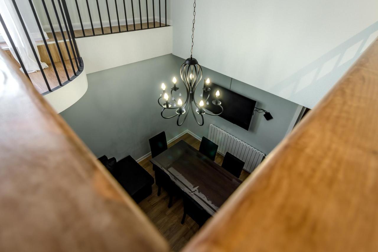Modern Apartment In Old 트빌리시 외부 사진